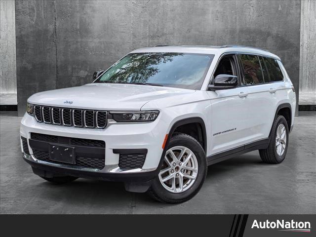 Photo of 2023 Bright White Clearcoat Jeep Grand Cherokee L