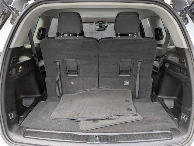 Photo of 2023 Bright White Clearcoat Jeep Grand Cherokee L