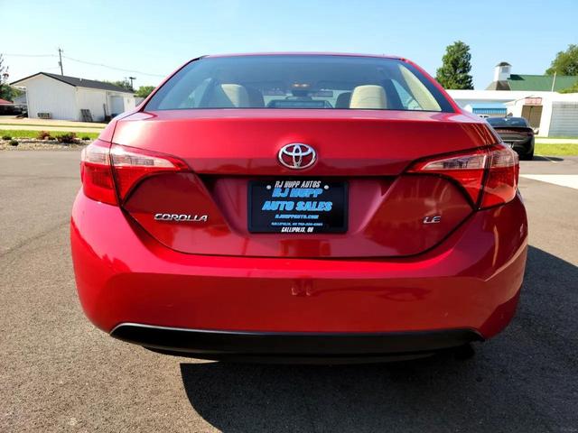 Photo of 2019 Barcelona Red Metallic Toyota Corolla