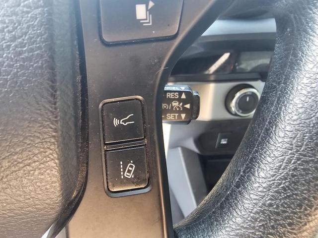 Photo of 2018 Silver Sky Metallic Toyota Tacoma