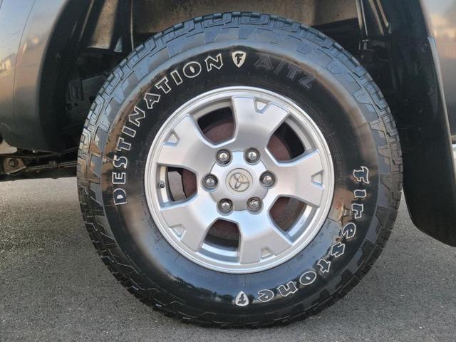 Photo of 2014 Magnetic Gray Metallic Toyota Tacoma