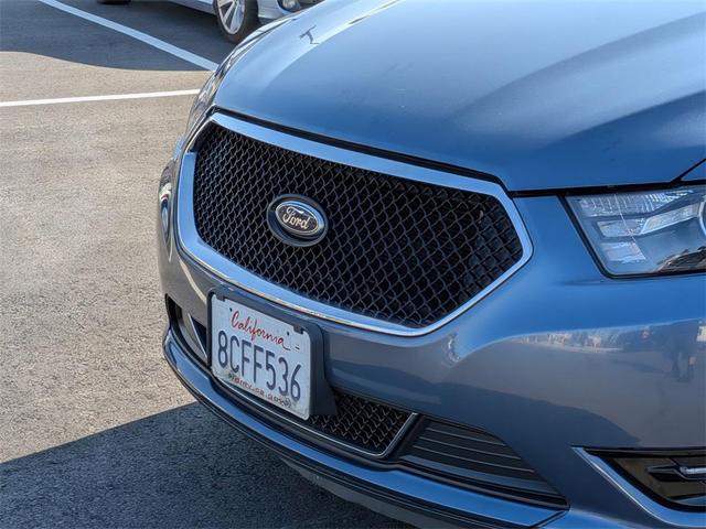 Photo of 2018 Blue Ford Taurus