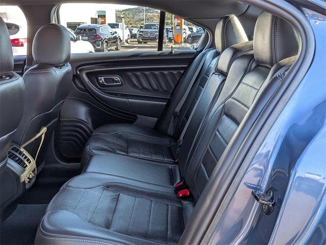 Photo of 2018 Blue Ford Taurus