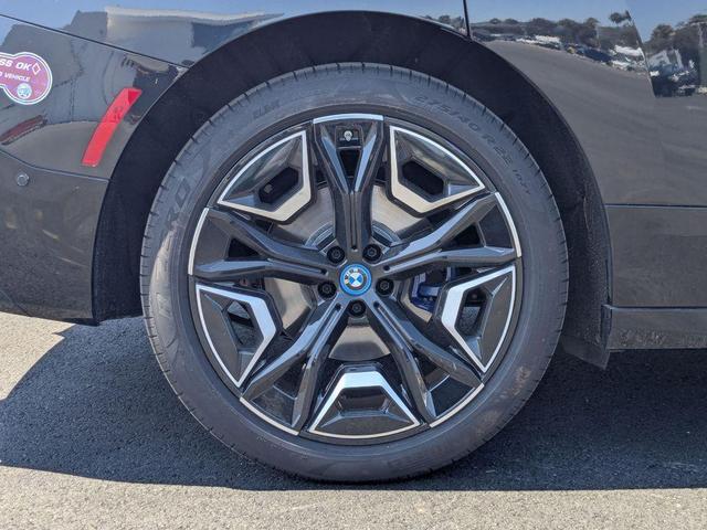 Photo of 2025 Black Sapphire Metallic BMW iX