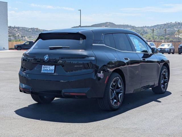 Photo of 2025 Black Sapphire Metallic BMW iX