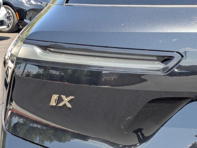 Photo of 2025 Black Sapphire Metallic BMW iX