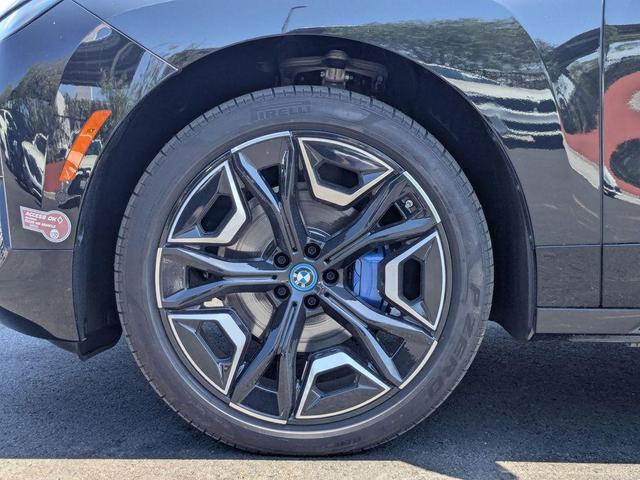 Photo of 2025 Black Sapphire Metallic BMW iX