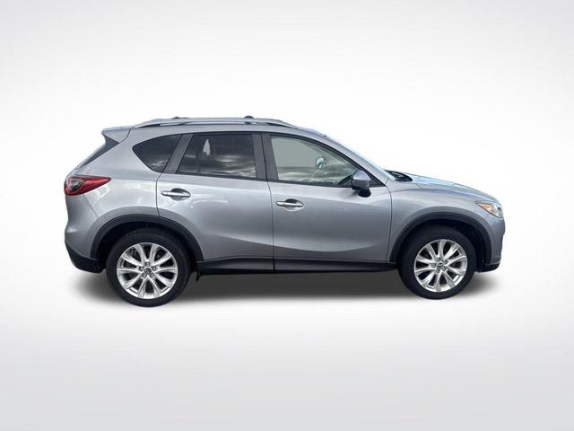 Photo of 2014 Liquid Silver Metallic Mazda CX-5