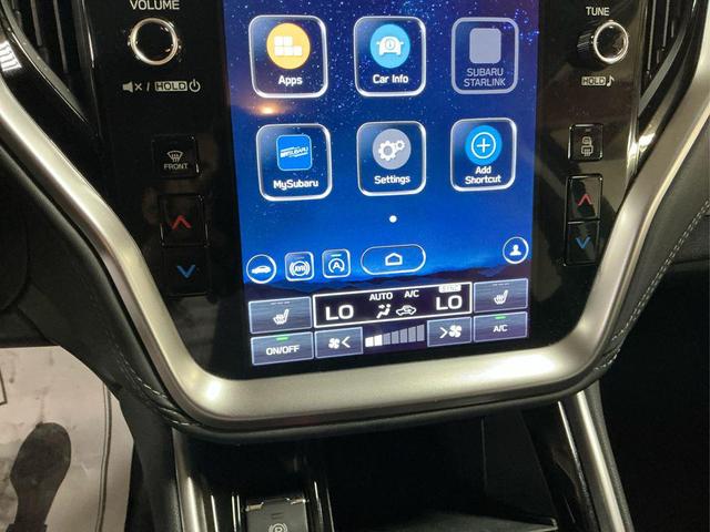 Photo of 2022 Crystal Black Silica Subaru Outback