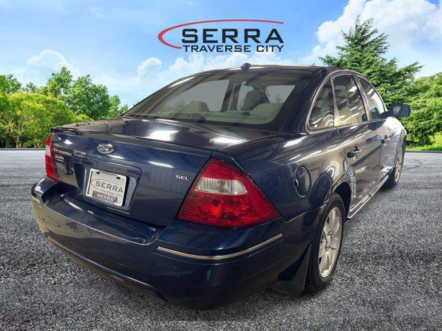 Photo of 2007 Light Blue Ford Five Hundred