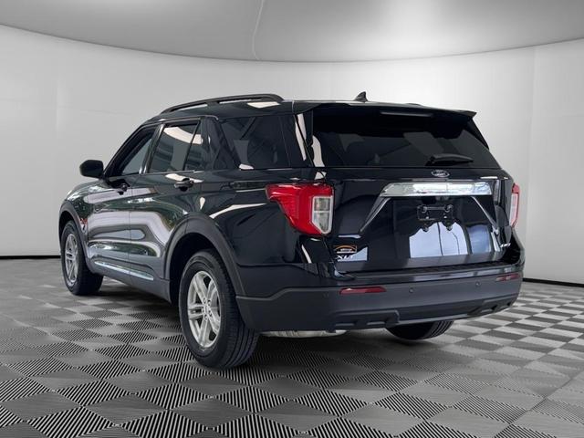 Photo of 2024 Agate Black Metallic Ford Explorer