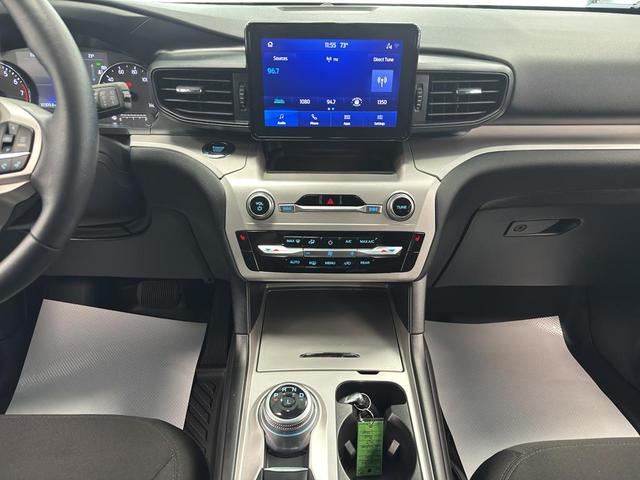 Photo of 2024 Agate Black Metallic Ford Explorer