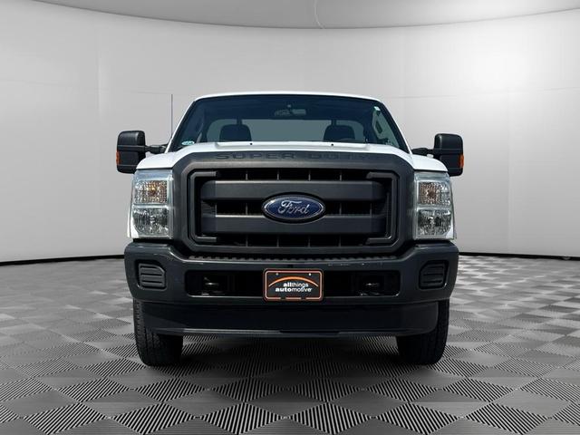 Photo of 2014 Oxford White Ford F-350