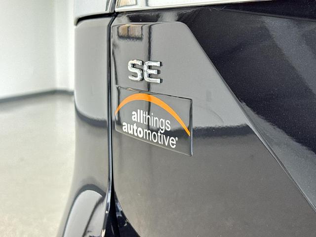 Photo of 2024 Deep Black Pearl Volkswagen Atlas