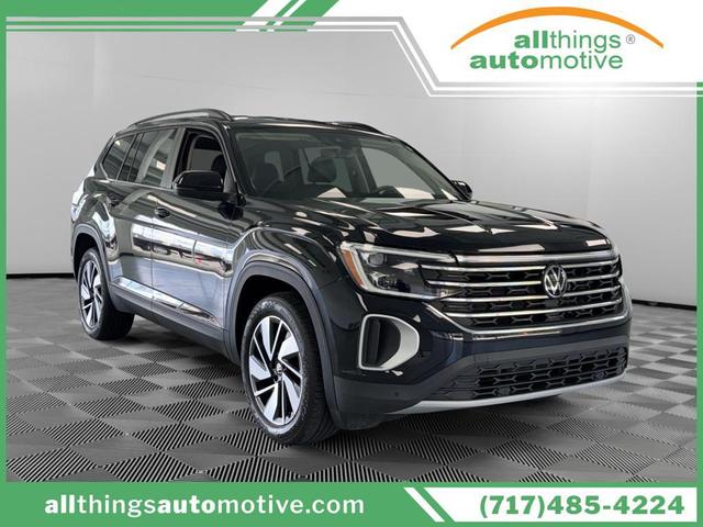 Photo of 2024 Deep Black Pearl Volkswagen Atlas