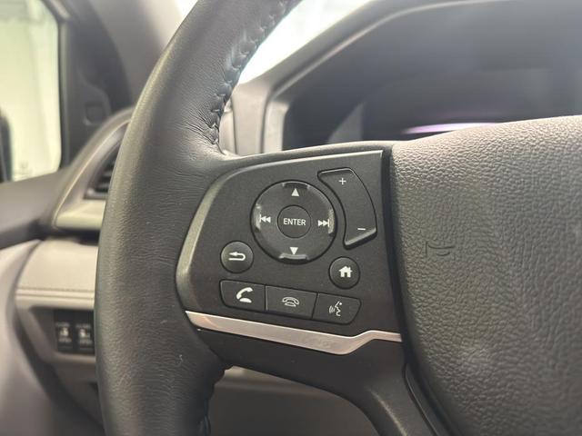 Photo of 2023 Lunar Silver Metallic Honda Odyssey