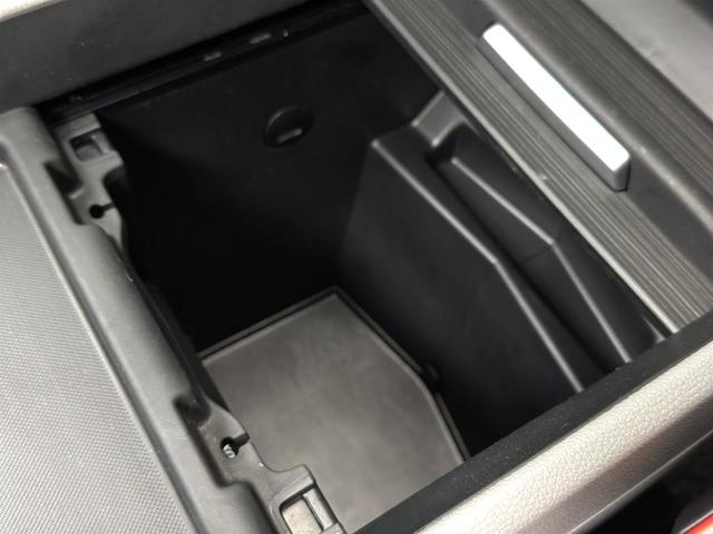 Photo of 2023 Lunar Silver Metallic Honda Odyssey