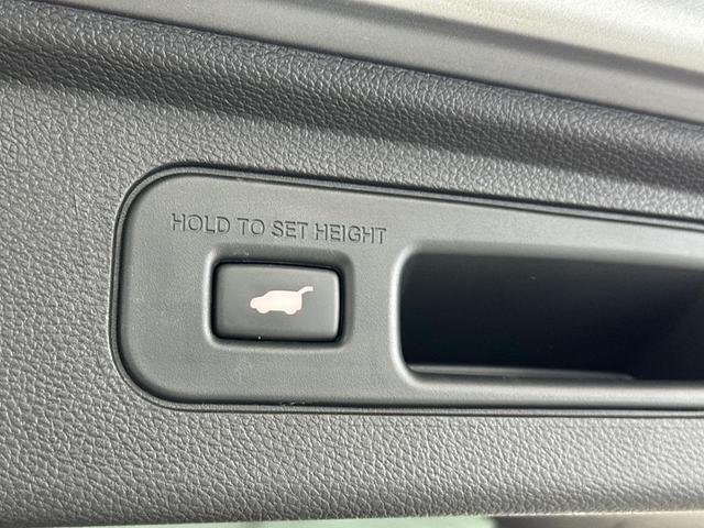 Photo of 2023 Lunar Silver Metallic Honda Odyssey