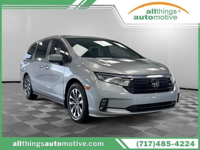 Photo of 2023 Lunar Silver Metallic Honda Odyssey