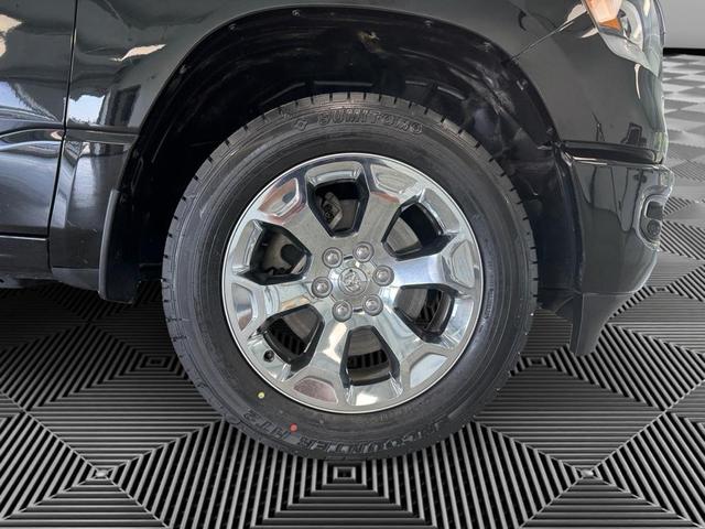 Photo of 2022 Diamond Black Crystal Pearlcoat RAM 1500