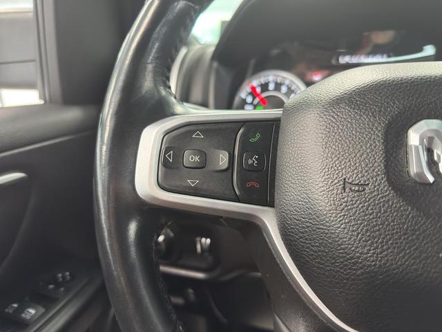 Photo of 2022 Diamond Black Crystal Pearlcoat RAM 1500