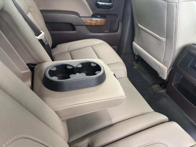 Photo of 2018 White Frost Tricoat GMC Sierra 1500