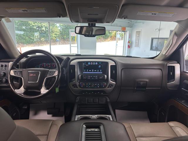 Photo of 2018 White Frost Tricoat GMC Sierra 1500