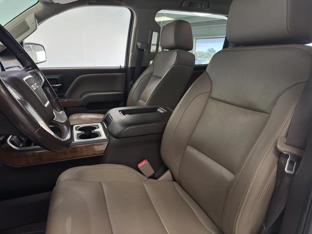 Photo of 2018 White Frost Tricoat GMC Sierra 1500