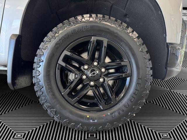 Photo of 2020 Silver Ice Metallic Chevrolet Silverado 1500