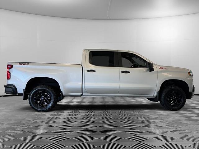Photo of 2020 Silver Ice Metallic Chevrolet Silverado 1500