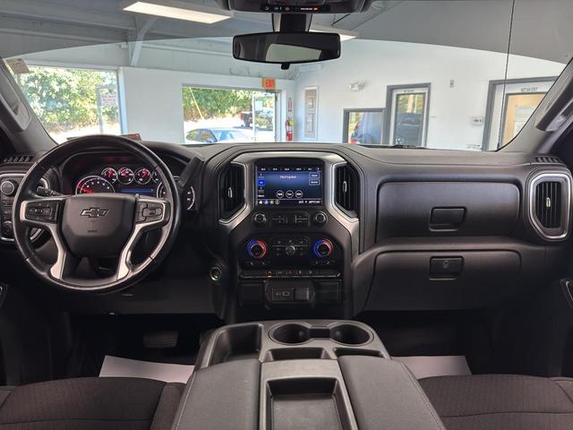 Photo of 2020 Silver Ice Metallic Chevrolet Silverado 1500
