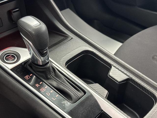 Photo of 2023 Brilliant Silver Metallic Nissan Sentra
