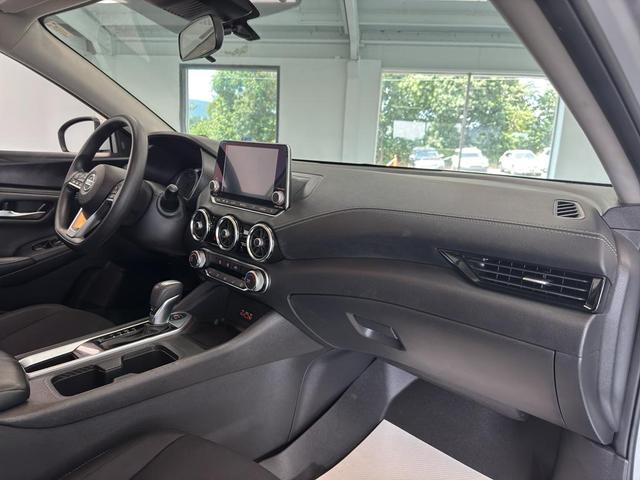 Photo of 2023 Brilliant Silver Metallic Nissan Sentra