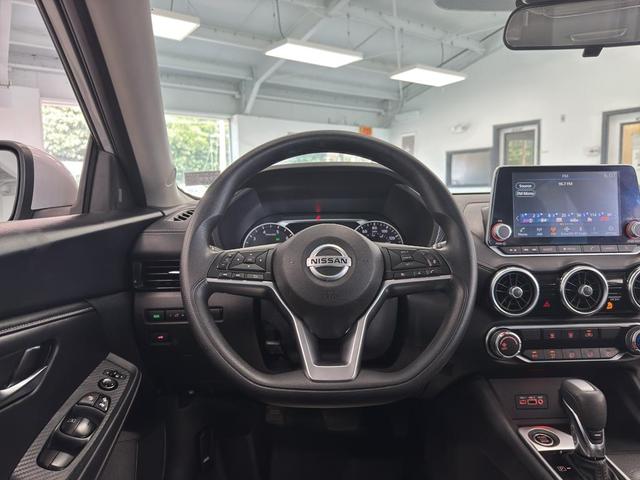 Photo of 2023 Brilliant Silver Metallic Nissan Sentra