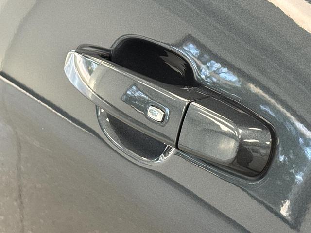 Photo of 2023 Shadow Gray Metallic Chevrolet Camaro