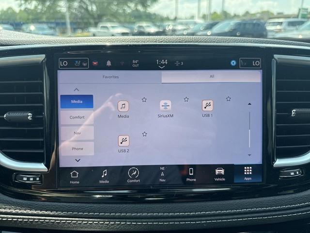 Photo of 2023 Fathom Blue Pearlcoat Chrysler Pacifica