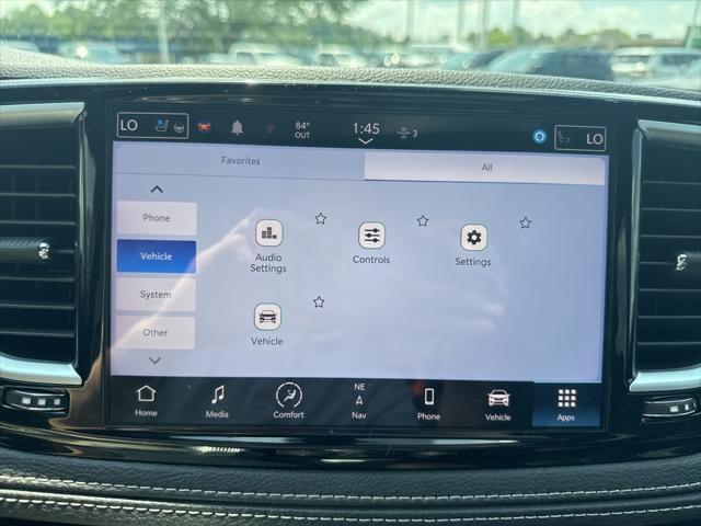 Photo of 2023 Fathom Blue Pearlcoat Chrysler Pacifica