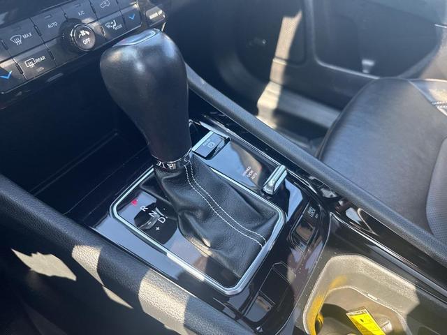 Photo of 2022 Velvet Red Pearlcoat Jeep Compass