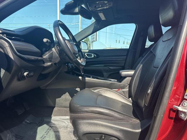 Photo of 2022 Velvet Red Pearlcoat Jeep Compass