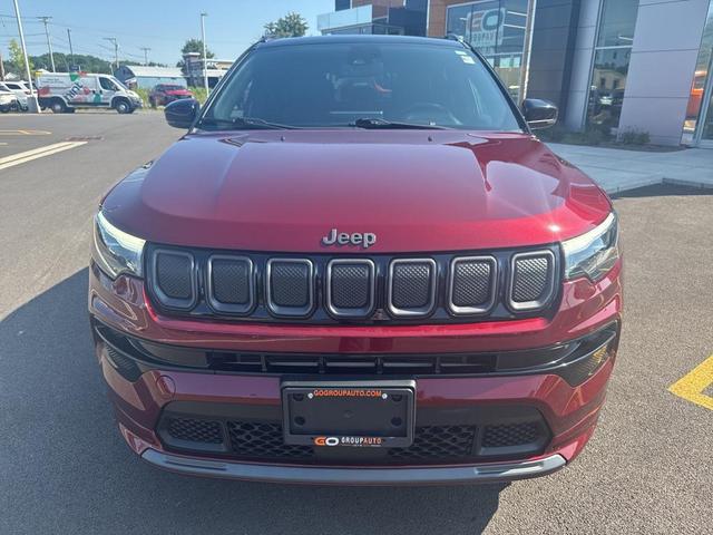 Photo of 2022 Velvet Red Pearlcoat Jeep Compass