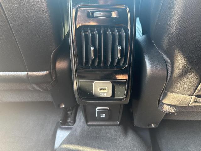 Photo of 2022 Velvet Red Pearlcoat Jeep Compass