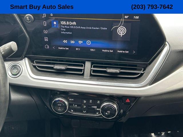 Photo of 2024 Mosaic Black Metallic Chevrolet Trax