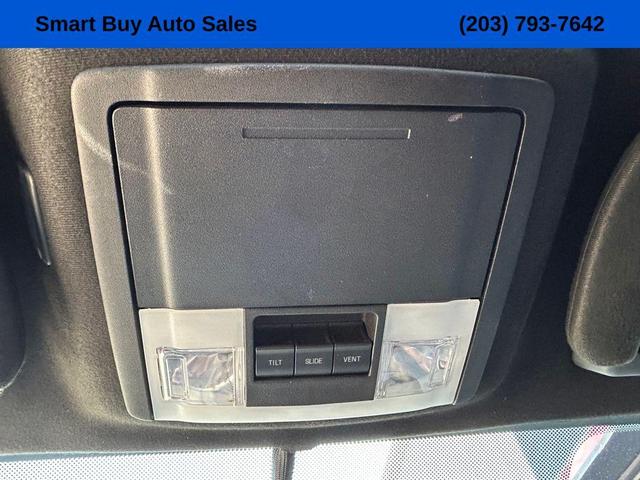 Photo of 2016 Shadow Black Ford Expedition EL