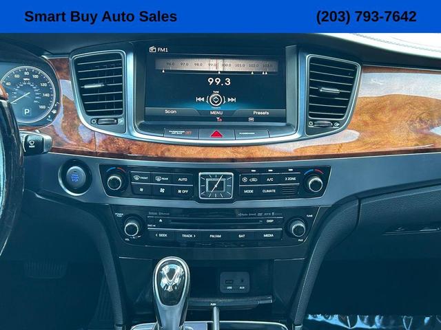 Photo of 2014 Caspian Black Hyundai Equus