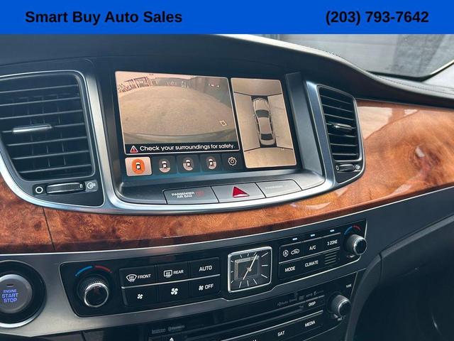 Photo of 2014 Caspian Black Hyundai Equus