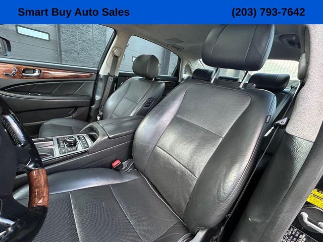 Photo of 2014 Caspian Black Hyundai Equus