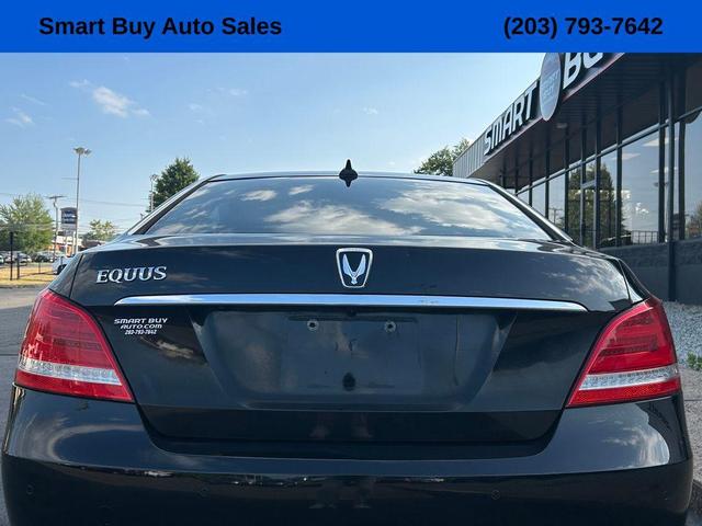 Photo of 2014 Caspian Black Hyundai Equus