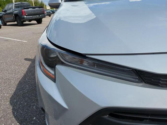 Photo of 2024 Classic Silver Metallic Toyota Corolla