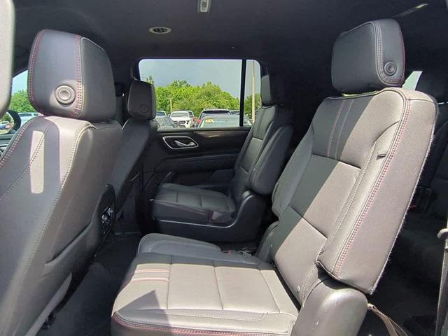 Photo of 2024 Black Chevrolet Suburban