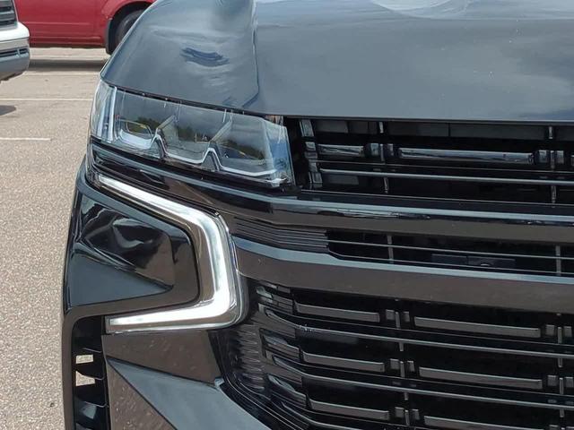 Photo of 2024 Black Chevrolet Suburban